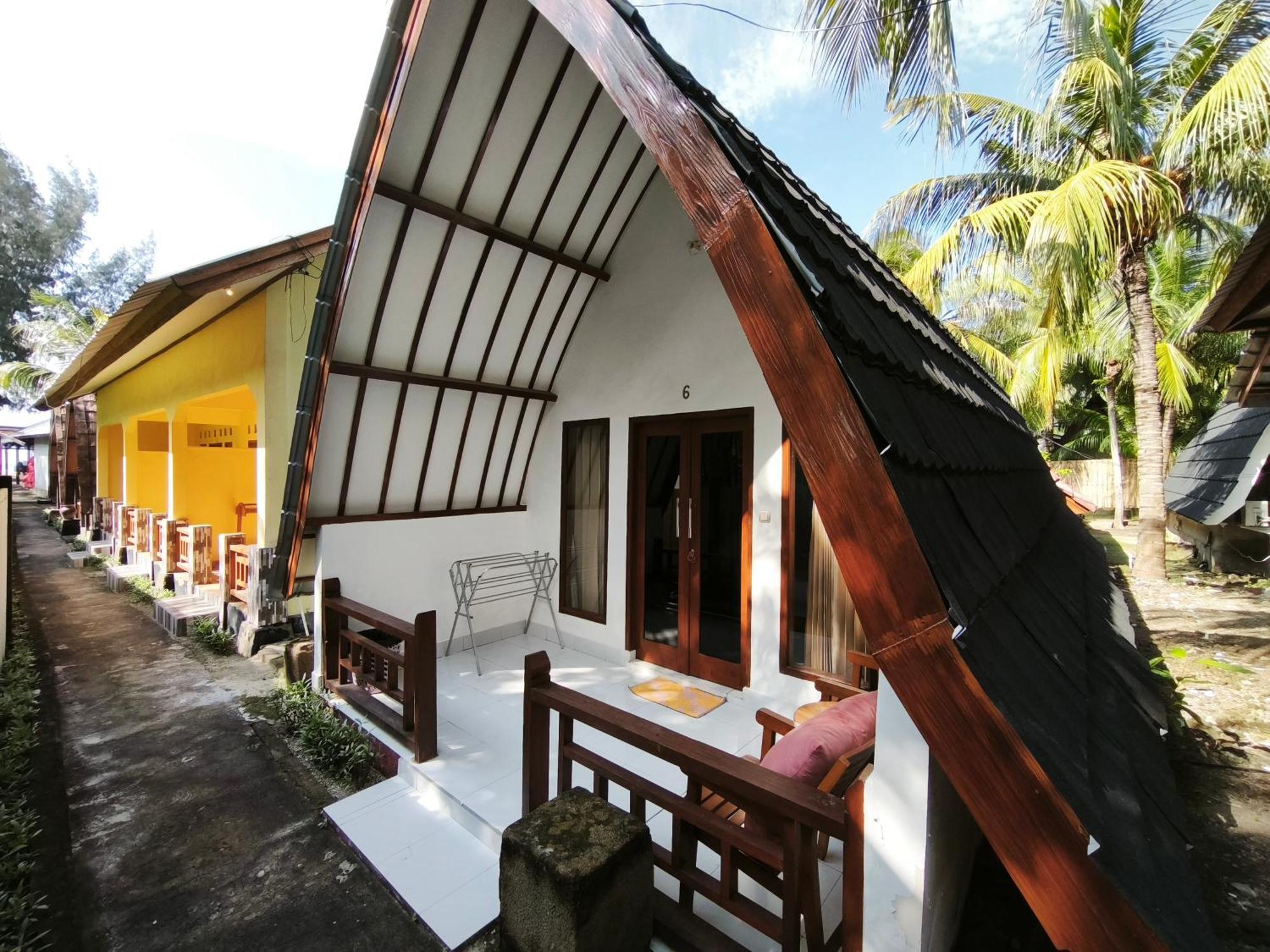 Matahari Bungalow 3 غيلي آير المظهر الخارجي الصورة