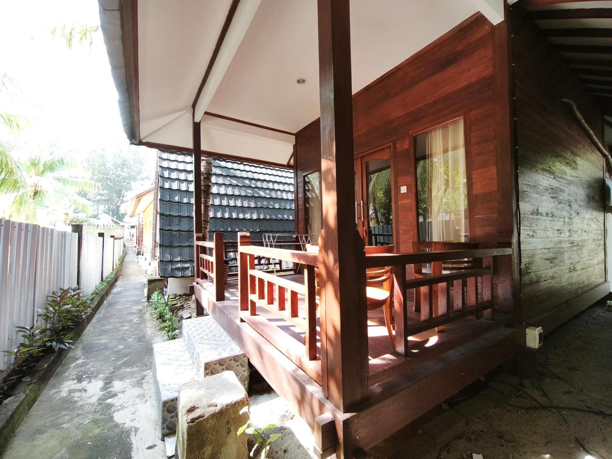 Matahari Bungalow 3 غيلي آير المظهر الخارجي الصورة